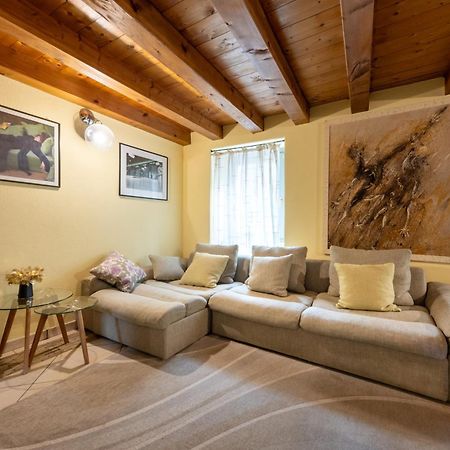 Alpine Apartment Aosta Exteriér fotografie