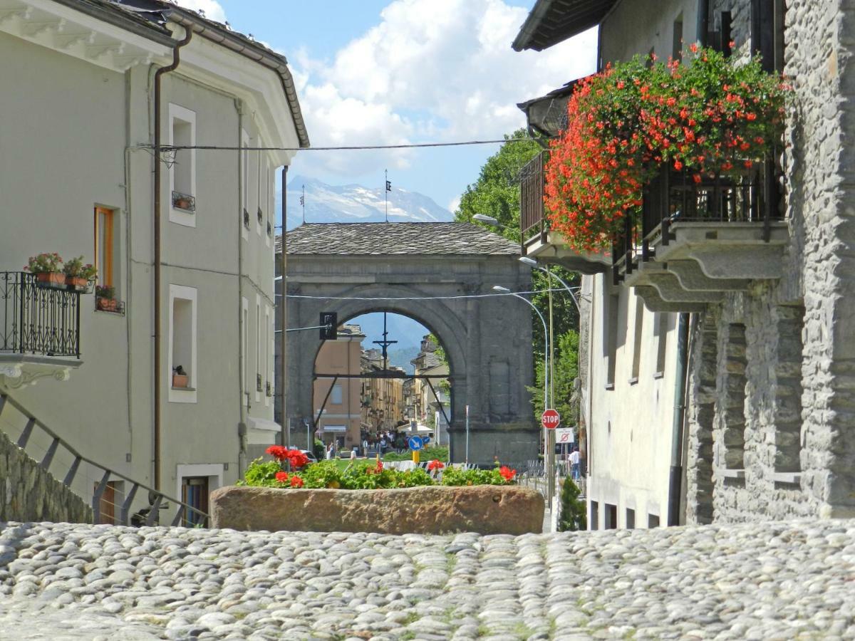 Alpine Apartment Aosta Exteriér fotografie